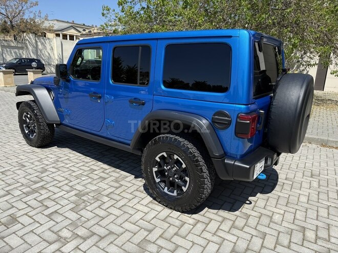 Jeep Wrangler-10