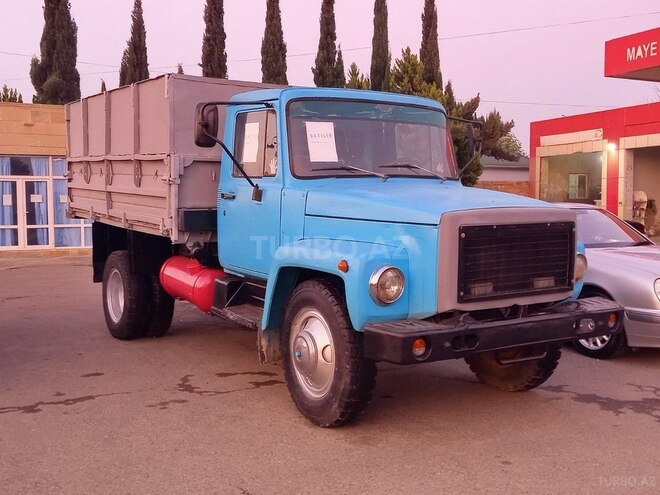 GAZ 53-1