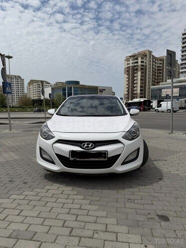 Hyundai i30-1