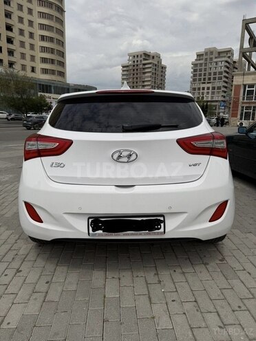 Hyundai i30-7