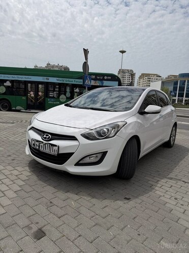 Hyundai i30-2