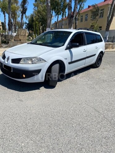 Renault Megane-6