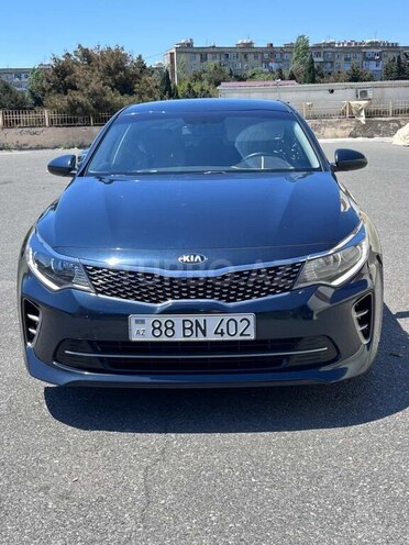 Kia K5-1