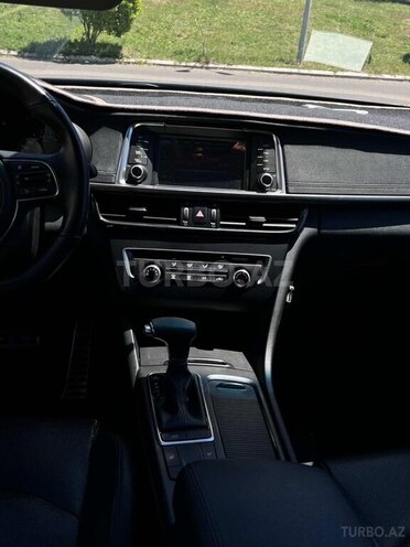 Kia K5-11