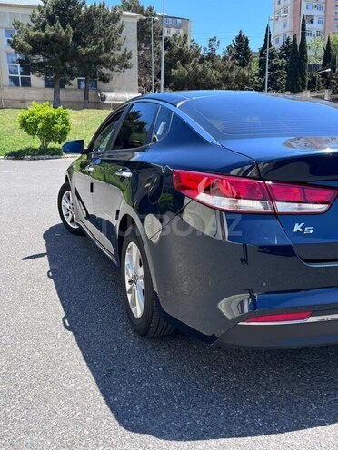 Kia K5-12