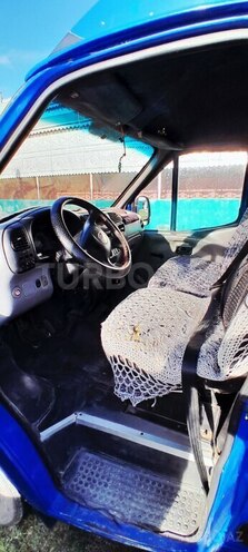 Ford Transit-4