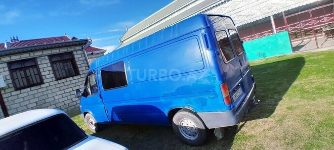 Ford Transit-11