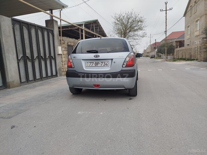 Kia Rio-9