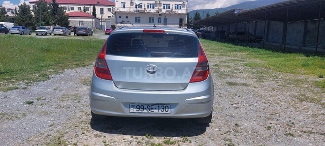 Hyundai i30-2