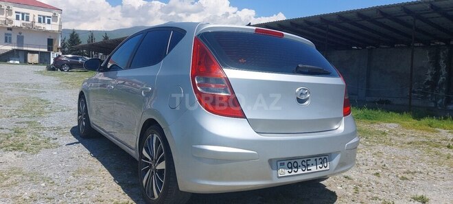 Hyundai i30-6