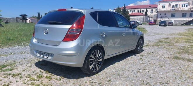 Hyundai i30-10