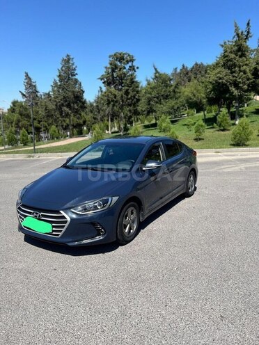 Hyundai Avante-10