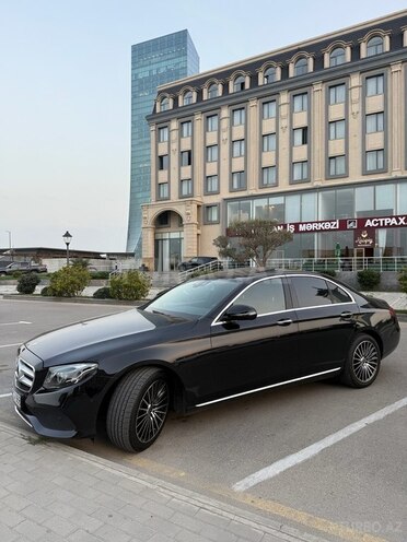 Mercedes E 220 d-9