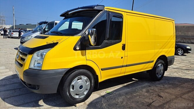 Ford Transit-2