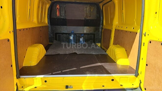 Ford Transit-5