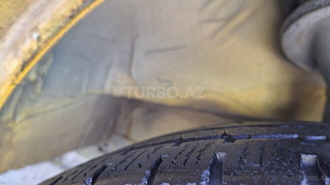 Ford Transit-8