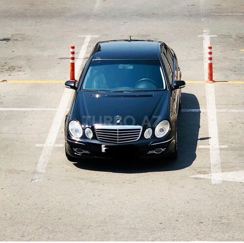 Mercedes E 220-6