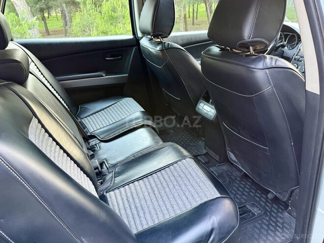 Mazda CX-9-8
