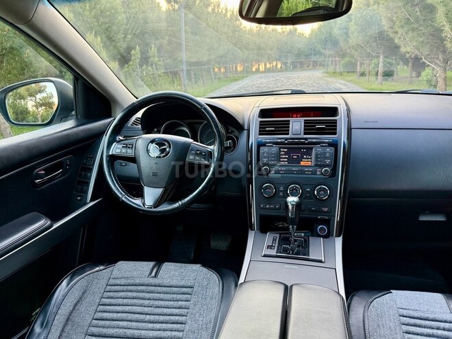 Mazda CX-9-11