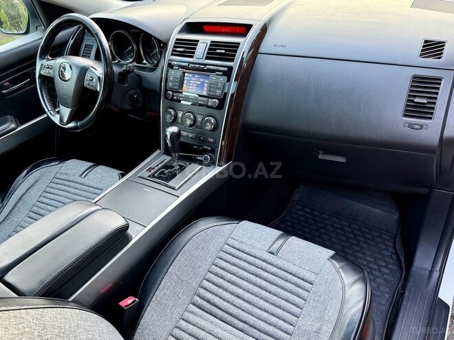 Mazda CX-9-7