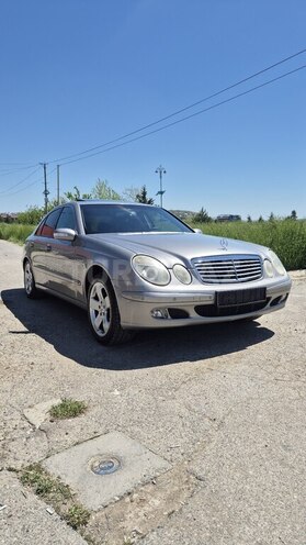 Mercedes E 220-7