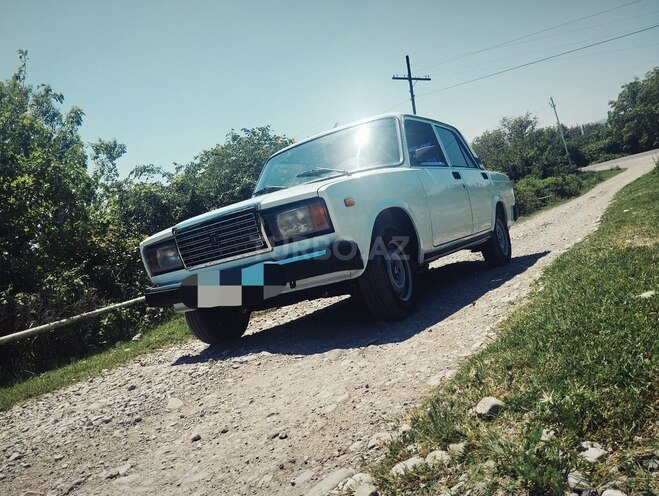 LADA (VAZ) 2107-4