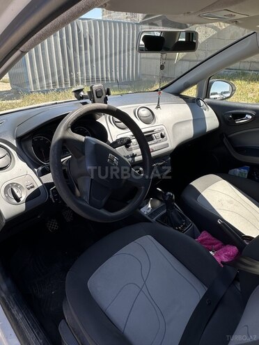 SEAT Ibiza-9