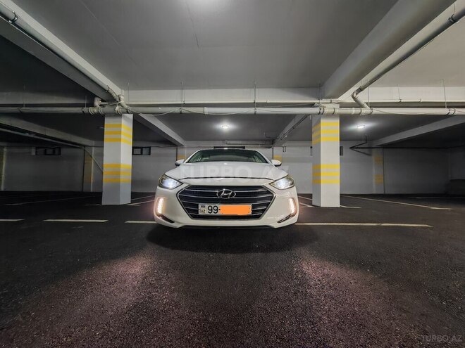 Hyundai Avante-1
