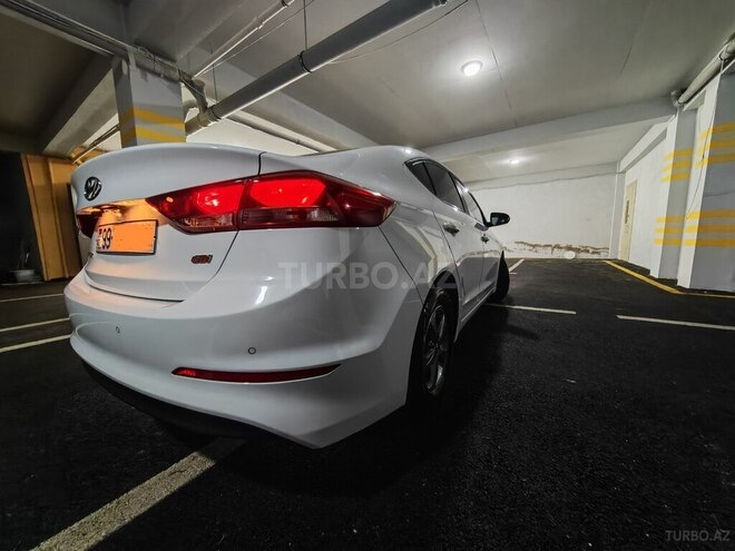 Hyundai Avante-6