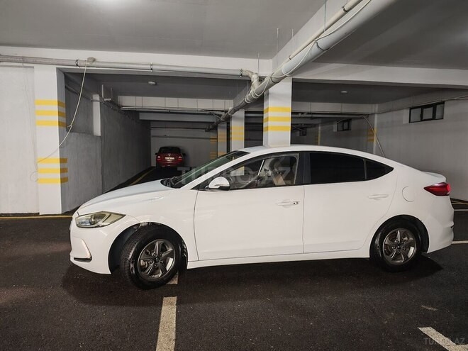 Hyundai Avante-14