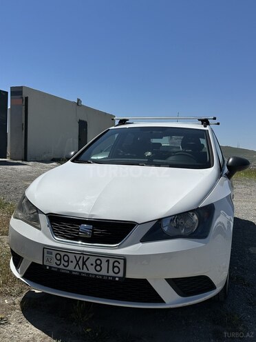 SEAT Ibiza-3
