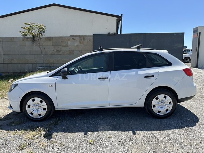 SEAT Ibiza-4
