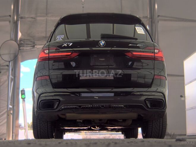 BMW X7-5