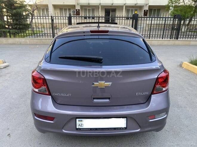 Chevrolet Cruze-9