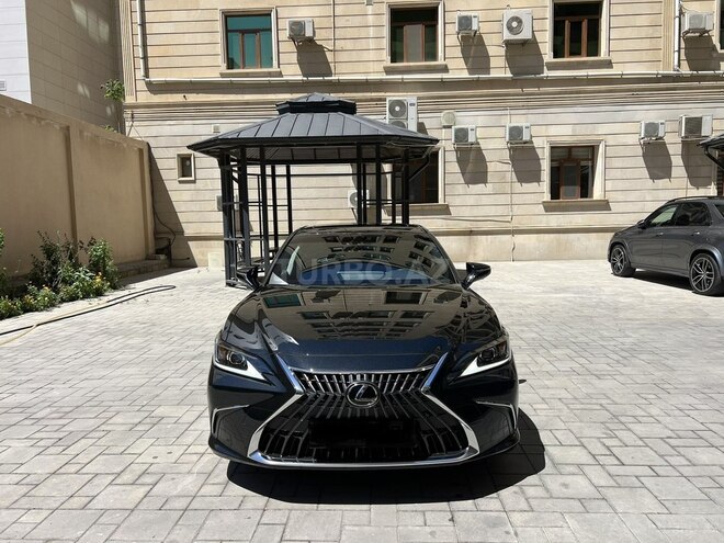 Lexus ES 300h 2024, 24,000 km - 2.5 л - Bakı