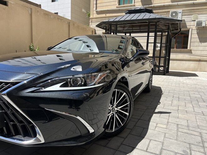 Lexus ES 300h 2024, 24,000 km - 2.5 л - Bakı