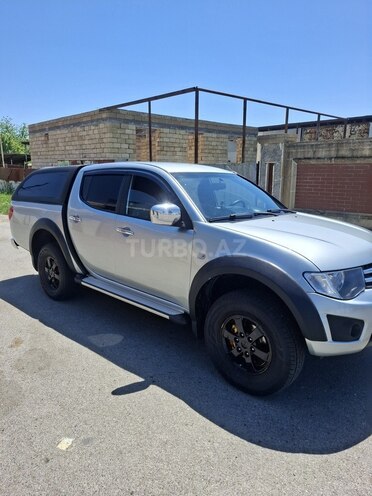 Mitsubishi L200-5