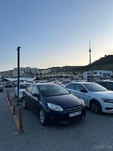 Ford Focus-1