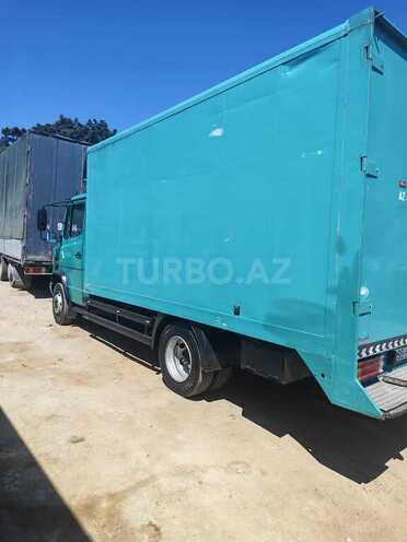 Mercedes Vario-2