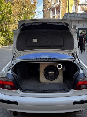 BMW 525-15