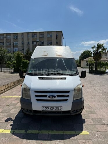 Ford Transit-1
