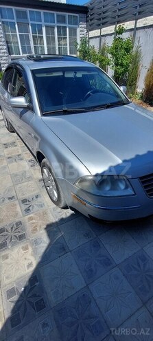 Volkswagen Passat-4
