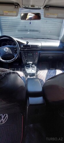 Volkswagen Passat-8