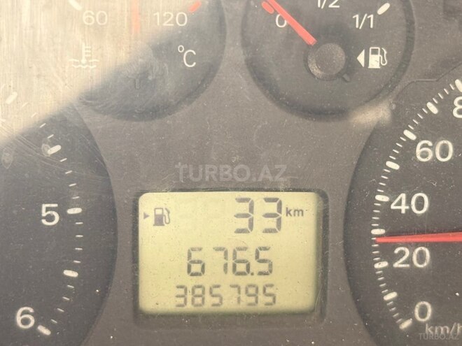 Ford Transit-7
