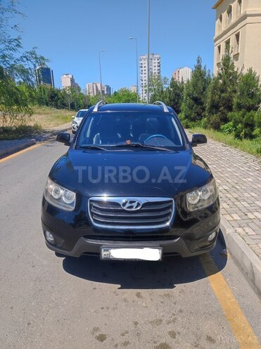 Hyundai Santa Fe-1