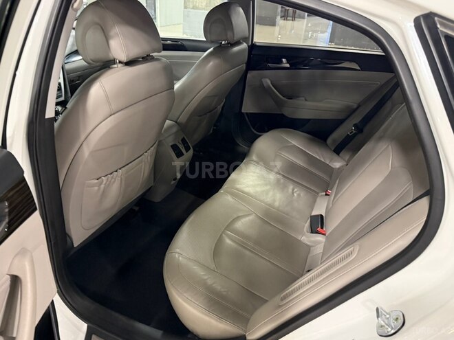 Hyundai Sonata-7