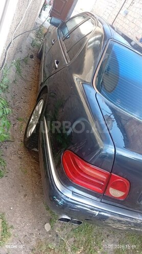 Mercedes E 280-4