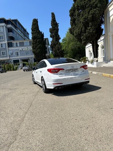 Hyundai Sonata-6