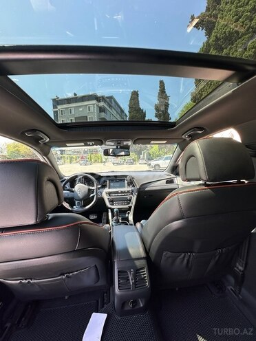 Hyundai Sonata-9