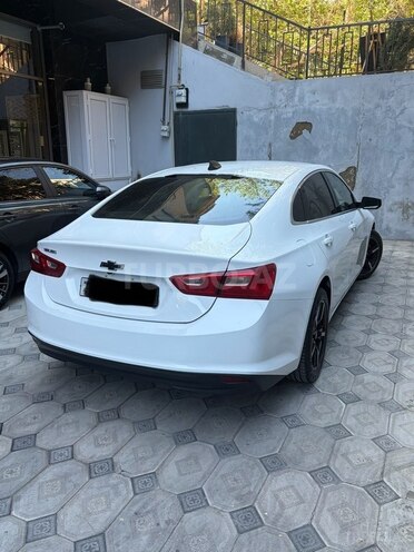 Chevrolet Malibu-14